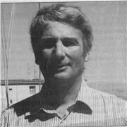 laureato in lingue, traduttore